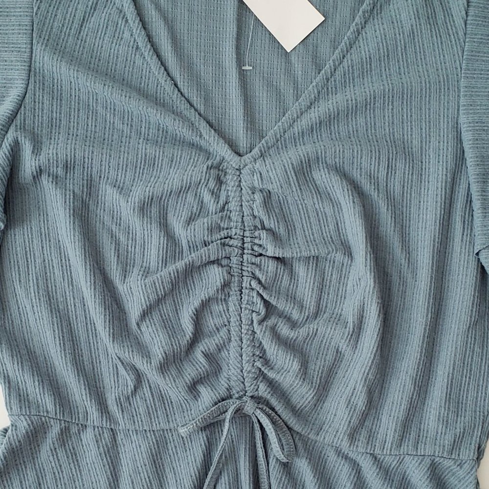 AMERICAN RAG Ruched Top - Picture 4 of 9